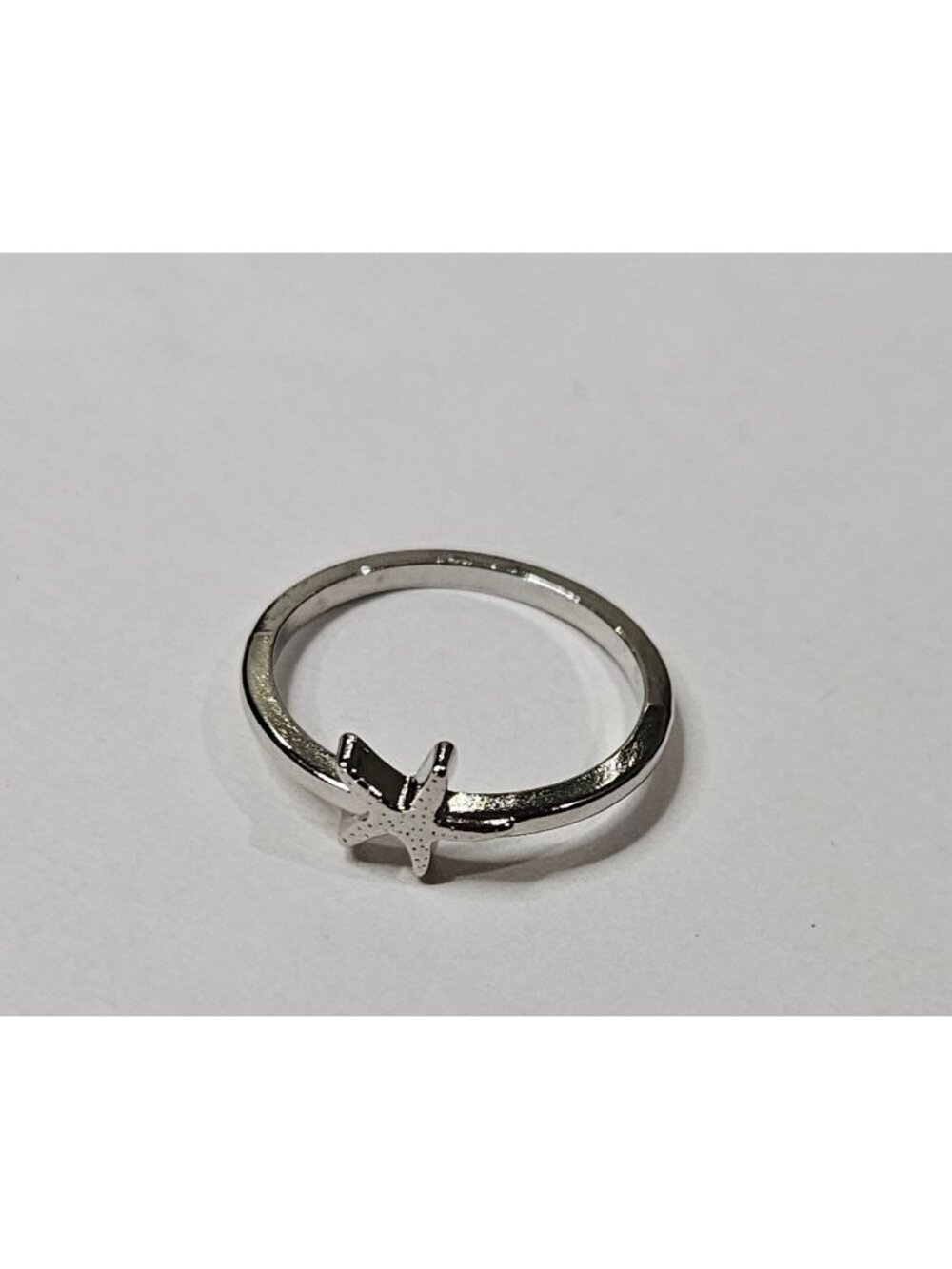 Silvertone Starfish Ring Size 7.5